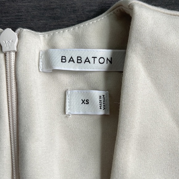 Aritzia Babaton bodysuit. Size XS - Picture 5 of 6